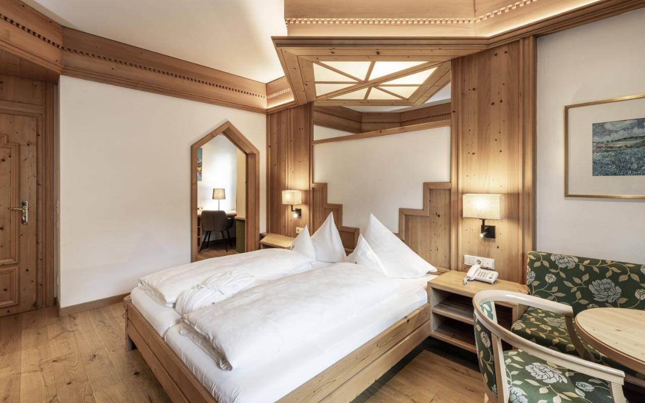 Ferien & Wellnesshotel Windschar Brunico Esterno foto