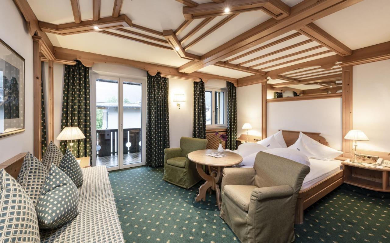 Ferien & Wellnesshotel Windschar Brunico Esterno foto