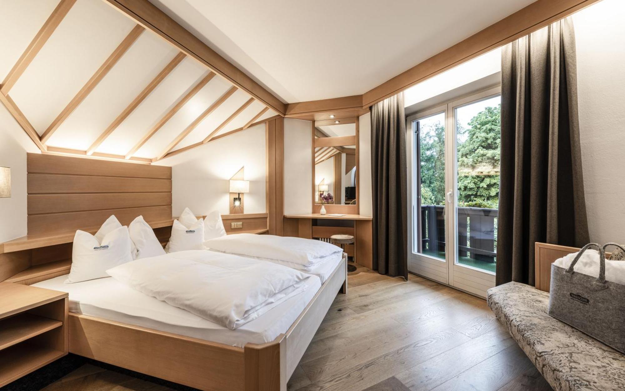 Ferien & Wellnesshotel Windschar Brunico Esterno foto