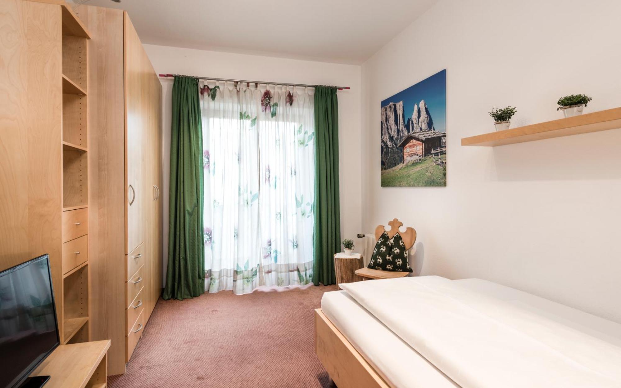 Ferien & Wellnesshotel Windschar Brunico Esterno foto